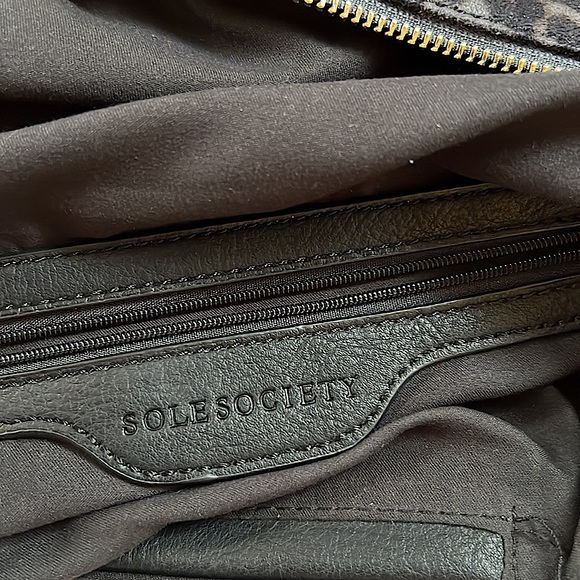 Sole Society Cheetah Print Clutch in Grey, Black & Brown w/Tassel & Gold Zipper - Picture 6 of 6